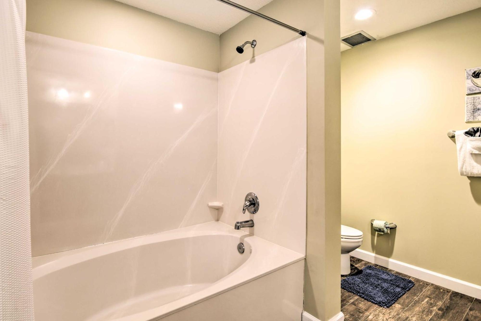 Oceanfront Pcb Condo With Gulf Views And Pool Access! Panama City Beach Exterior photo