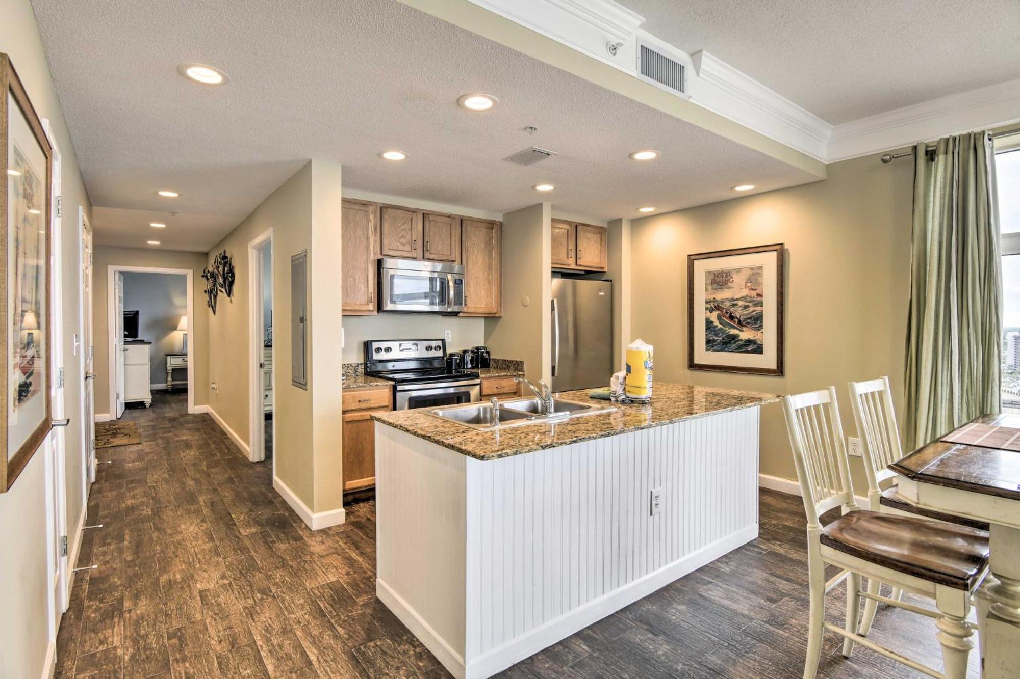 Oceanfront Pcb Condo With Gulf Views And Pool Access! Panama City Beach Exterior photo